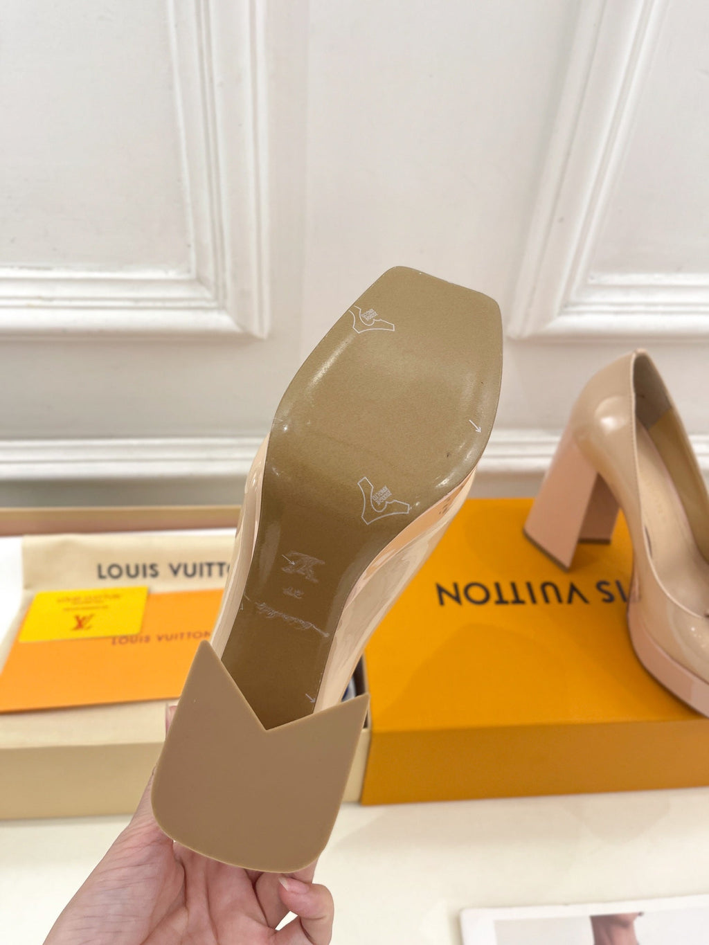 SHAKE MARY JANE HIGH HEEL 12 CM IN BISQUE BEIGE CALFSKIN