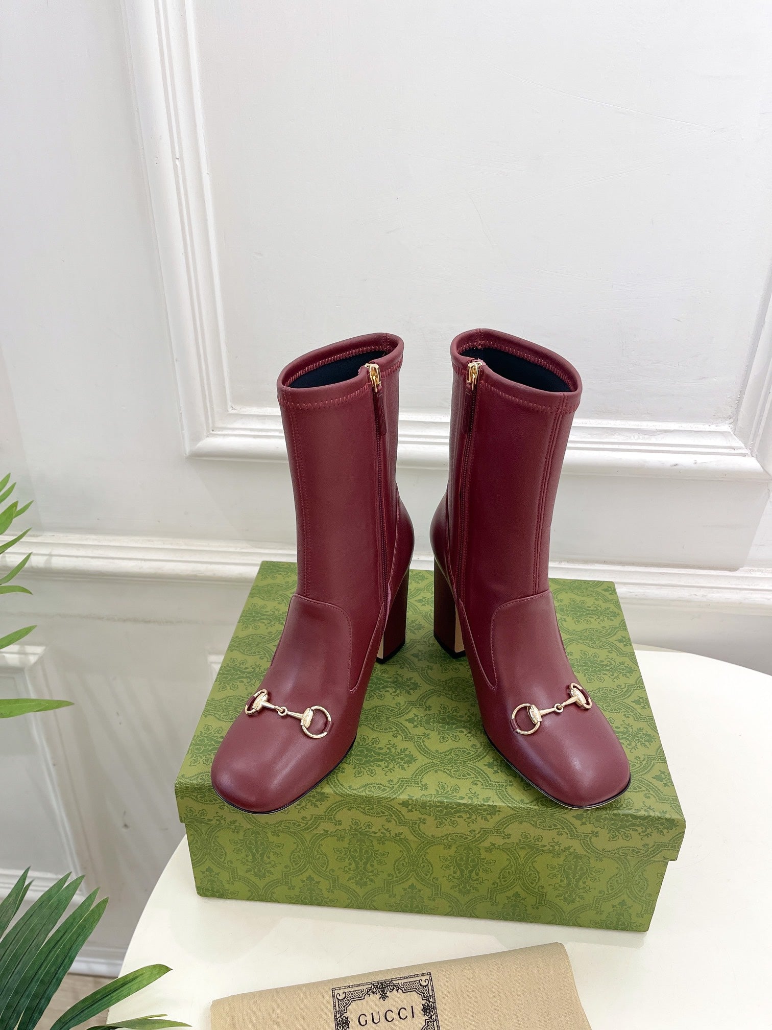 HORSEBIT ANKLE BOOTS 9.5CM IN BURGUNDY RED SHEEPSKIN
