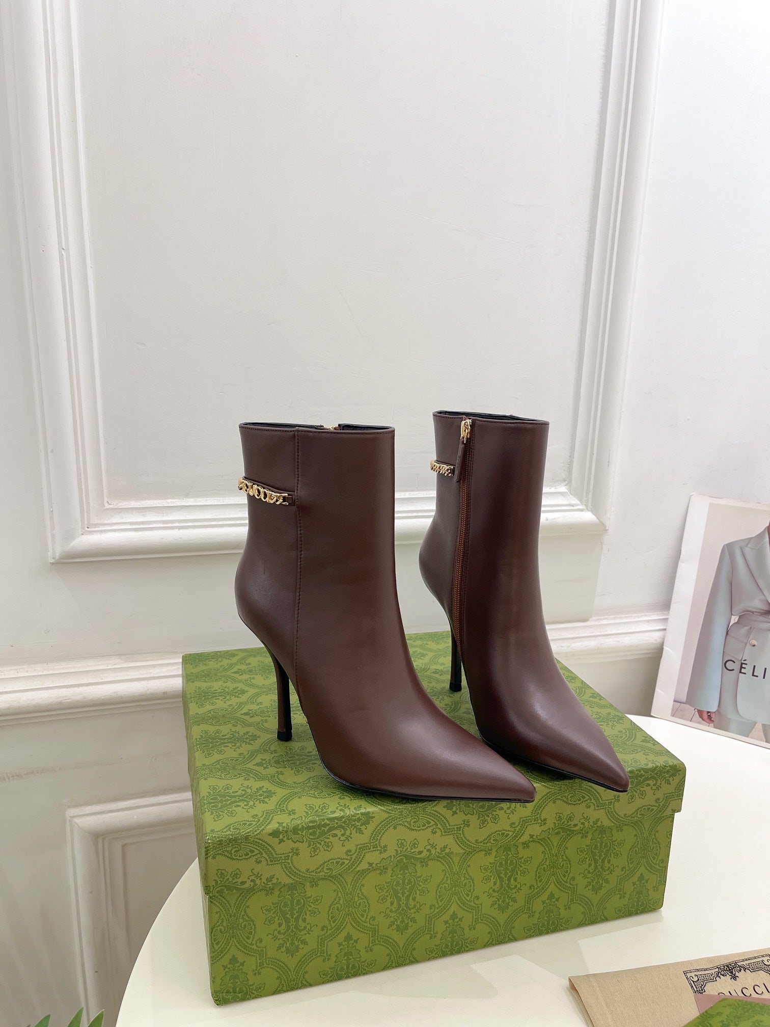 SIGNORIA SHORT BOOTS 10.5CM IN WALNUT BROWN CALFSKIN
