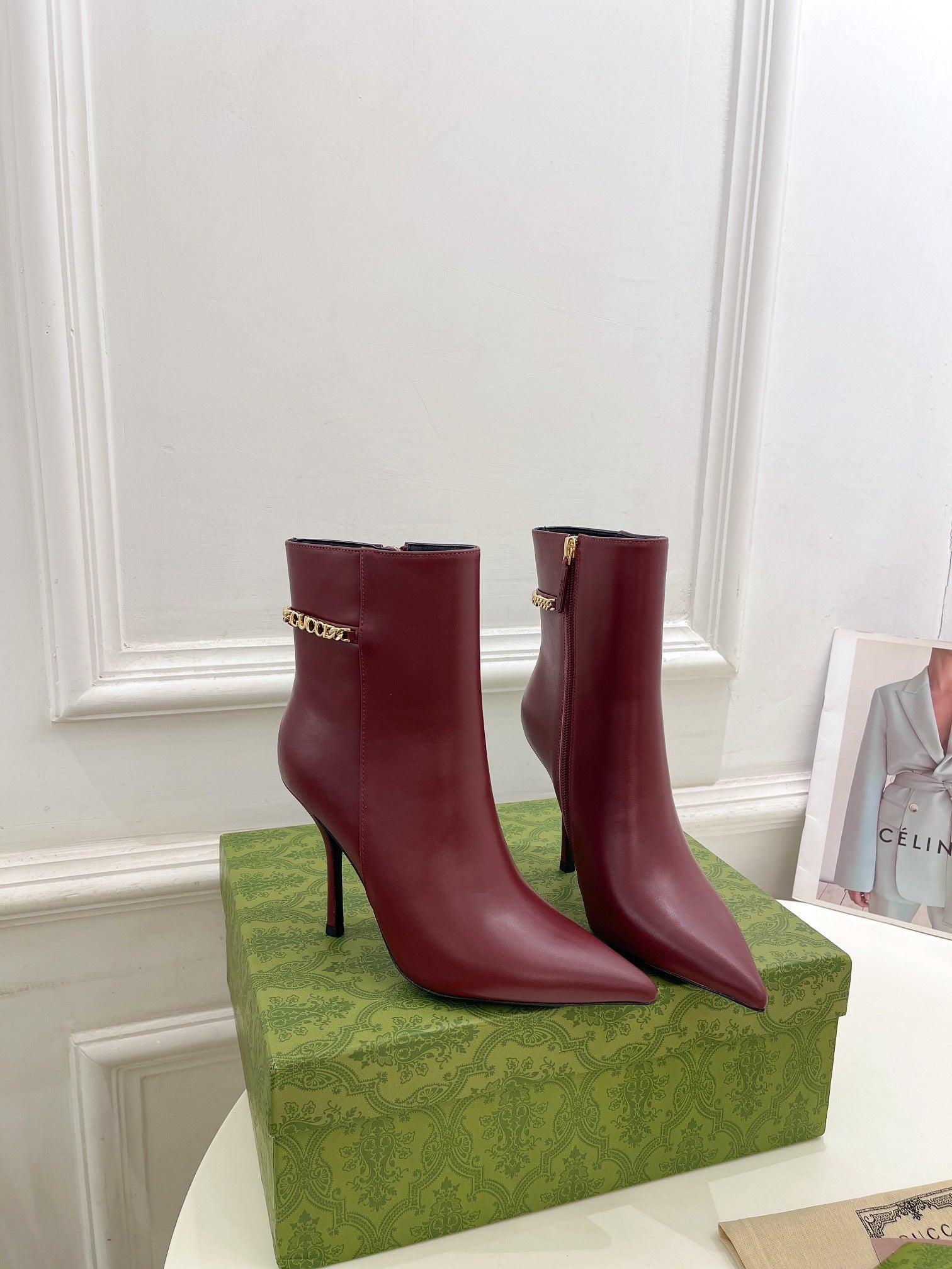 SIGNORIA SHORT BOOTS 10.5CM IN BURGUNDY RED CALFSKIN