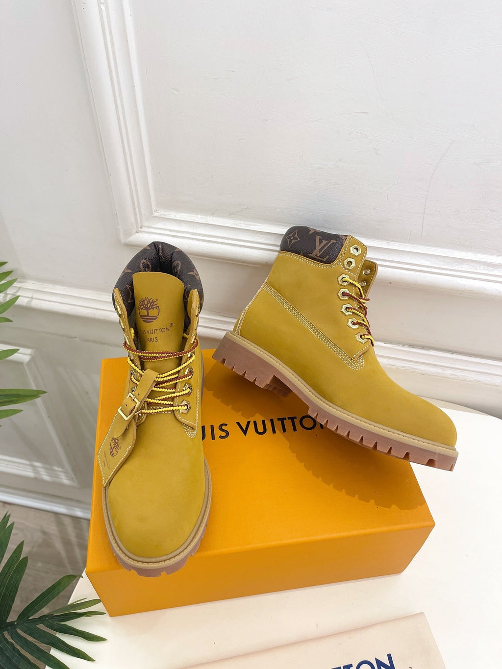 LV X TIMBERLAND MARTIN BOOT IN PEANUT BROWN SUEDE