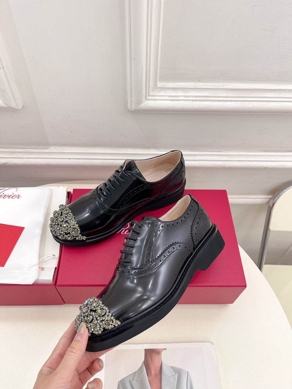 VIV' RANGERS LACE-UPS IN BLACK CALFSKIN