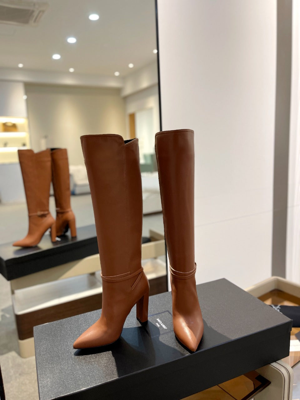 YSL 25S HIGH-HEEL KNEE-HIGH BOOTS 95 MM IN RUST BROWN LAMBSKIN