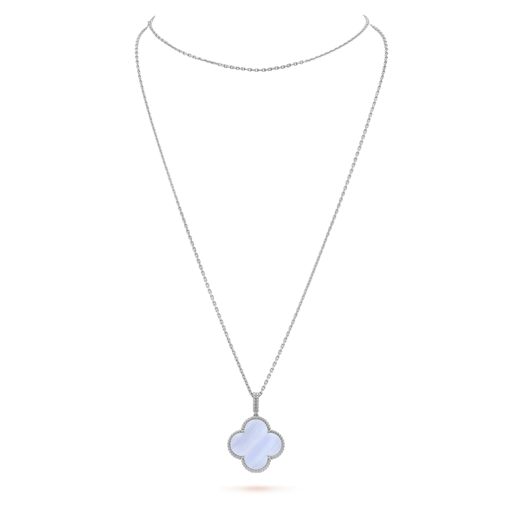 CLOVER SILVER CHALCEDONY BIG CLOVER NECKLACE