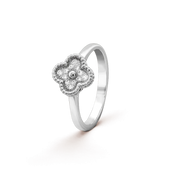 CLOVER DIAMOND RING